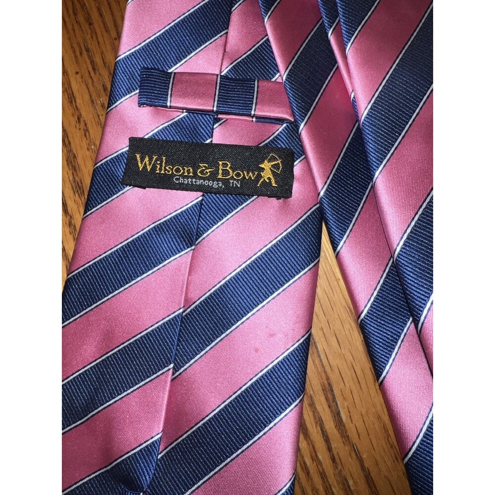 Wilson & Bow Mens Tie Pink Striped Silk Hand USA Preppy Career Spring Academia - Picture 6 of 8